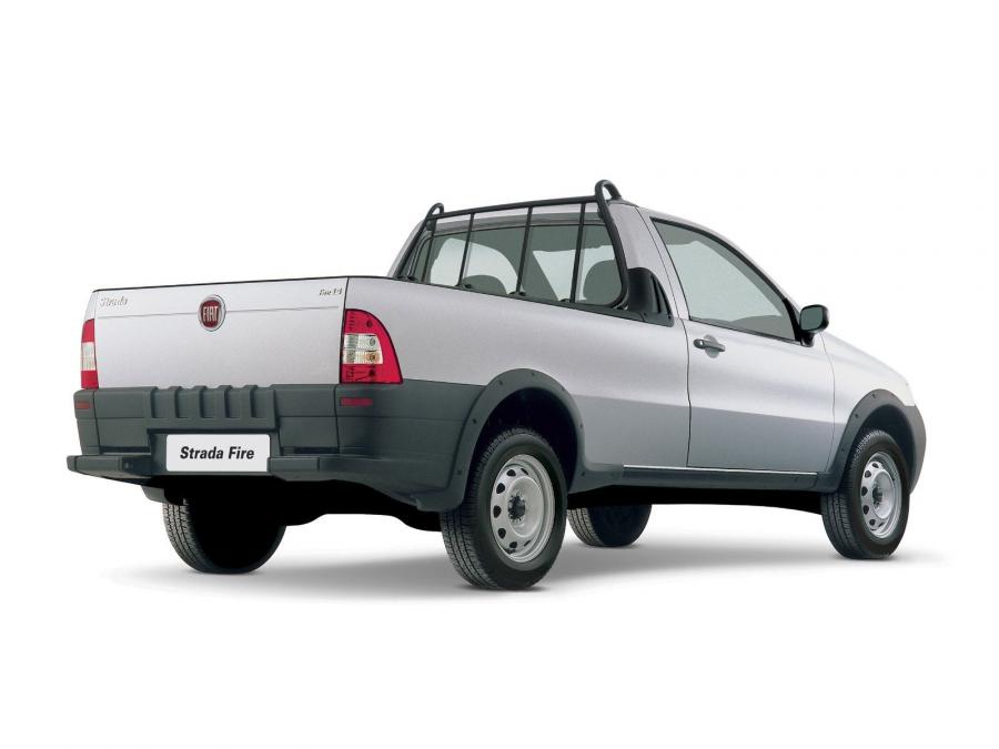  Fiat Strada 2004 года  (фото 2 из 7)